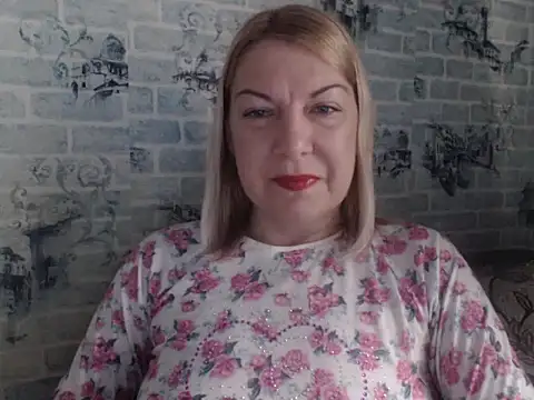 Snapshot of Lillia_Ray chatting on December 21, 2025, 11:06 am Lillia Ray online show from December 21, 2025, 11:06 am