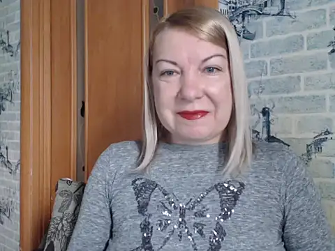 Snapshot of Lillia_Ray chatting on February 7, 2026, 8:29 am Lillia Ray online show from February 7, 2026, 8:29 am