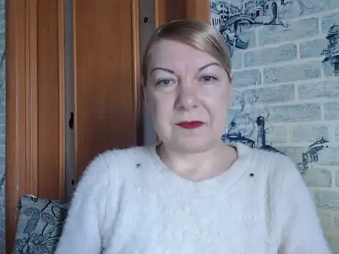 Snapshot of Lillia_Ray chatting on February 9, 2026, 8:18 am Lillia Ray online show from February 9, 2026, 8:18 am