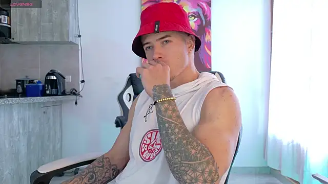 Ryannblue07 online show from October 19, 2025, 5:57 pm