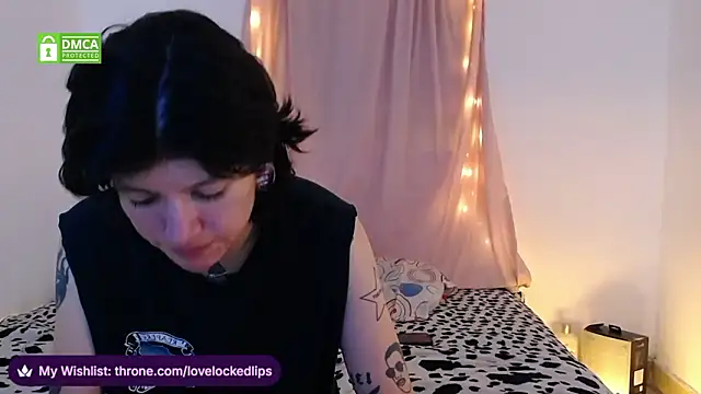 lovelockedlips online show from March 7, 2026, 2:30 am