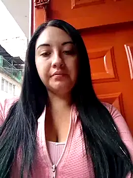 melisamoon  online show from April 5, 2026, 10:07 pm