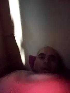 Snapshot of sabrieze2025 chatting on March 28, 2026, 10:04 am sabrieze2025 online show from March 28, 2026, 10:04 am