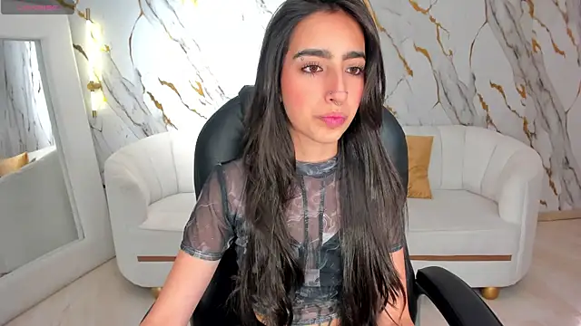 Snapshot of LarisaSmirnov chatting on September 13, 2025, 4:23 am LarisaSmirnov online show from September 13, 2025, 4:23 am
