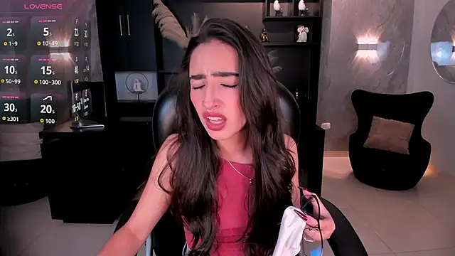 Snapshot of LarisaSmirnov chatting on February 13, 2026, 4:41 am LarisaSmirnov online show from February 13, 2026, 4:41 am