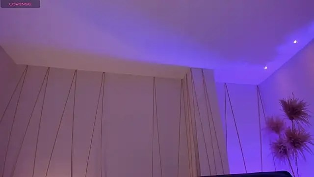 Snapshot of MaiaCollins chatting on January 6, 2026, 12:03 am MaiaCollins online show from January 6, 2026, 12:03 am