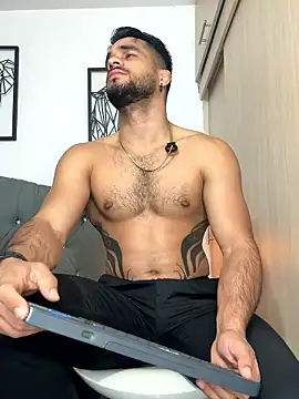 Snapshot of Maximiliano_ford chatting on January 9, 2026, 10:07 am Maximiliano ford online show from January 9, 2026, 10:07 am