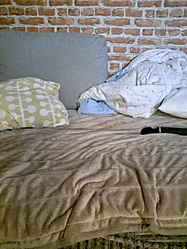 naturliebe online show from April 14, 2026, 10:43 am