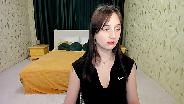 Snapshot of JulietMonli chatting on November 2, 2025, 7:16 pm JulietMonli online show from November 2, 2025, 7:16 pm