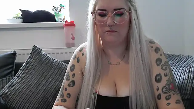 Sizzling Indie36 online show from September 30, 2025, 9:36 am