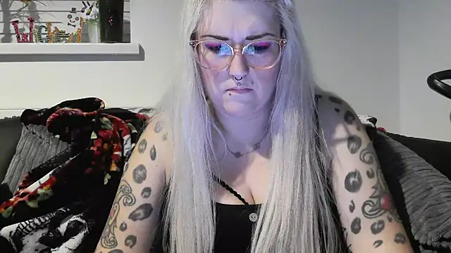 Sizzling Indie36 online show from October 20, 2025, 7:47 pm