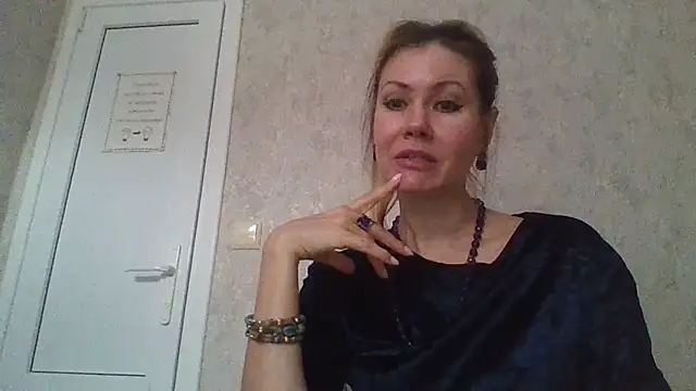 Snapshot of Eva_Neon chatting on March 15, 2025, 1:29 pm Eva Neon online show from March 15, 2025, 1:29 pm