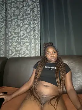 Snapshot of Lahtinah24 chatting on November 29, 2025, 8:12 pm Lahtinah24 online show from November 29, 2025, 8:12 pm