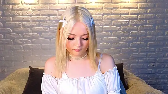 Snapshot of minigirl chatting on March 16, 2025, 4:09 am minigirl online show from March 16, 2025, 4:09 am