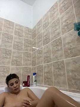 Snapshot of Natasha_Cameron22 chatting on October 5, 2025, 4:49 pm Natasha Cameron22 online show from October 5, 2025, 4:49 pm