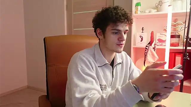 Snapshot of Brad_Holloway chatting on December 4, 2025, 3:10 pm Brad Holloway online show from December 4, 2025, 3:10 pm