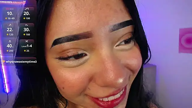 Emilybutterfly1 online show from September 12, 2025, 8:53 pm