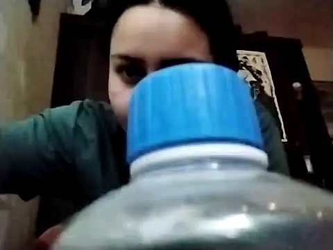 Snapshot of Mandy_MuseUwU chatting on March 17, 2025, 9:44 am Mandy MuseUwU online show from March 17, 2025, 9:44 am