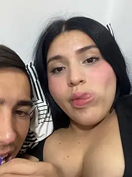 Snapshot of pareja_curiosa19 chatting on December 22, 2025, 3:58 am pareja curiosa19 online show from December 22, 2025, 3:58 am