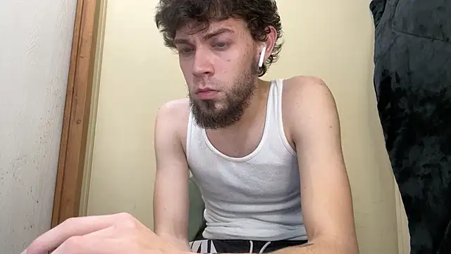 Snapshot of bwcizThrobbing chatting on March 18, 2025, 11:41 am bwcizThrobbing online show from March 18, 2025, 11:41 am