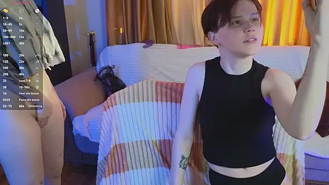 Snapshot of Tara_Lawson chatting on September 24, 2025, 11:24 am Tara Lawson online show from September 24, 2025, 11:24 am