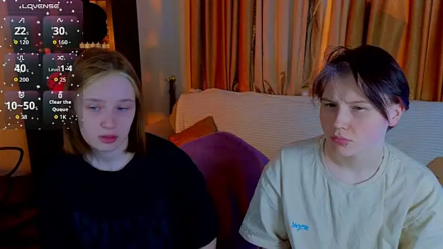 Snapshot of Tara_Lawson chatting on November 15, 2025, 11:18 am Tara Lawson online show from November 15, 2025, 11:18 am