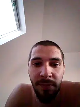 Snapshot of ronnytif chatting on March 17, 2025, 5:38 pm ronnytif online show from March 17, 2025, 5:38 pm