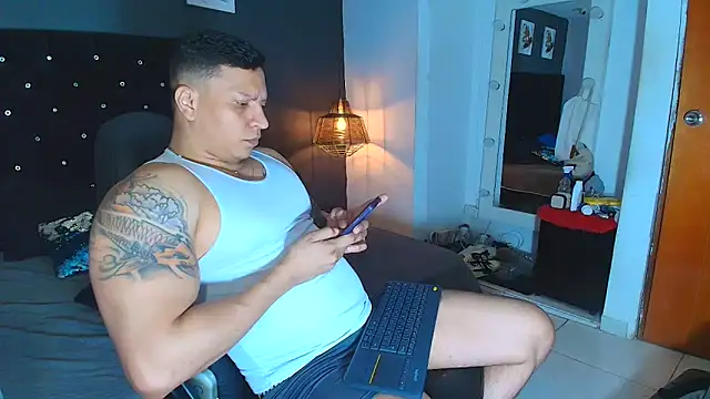 Snapshot of ethan_dalton_ chatting on November 1, 2025, 3:19 am ethan dalton online show from November 1, 2025, 3:19 am