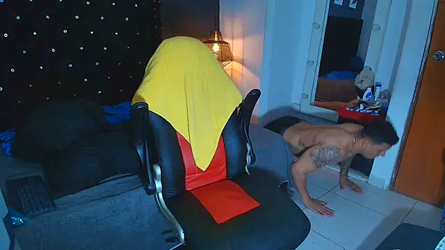 Snapshot of ethan_dalton_ chatting on November 29, 2025, 3:53 am ethan dalton online show from November 29, 2025, 3:53 am