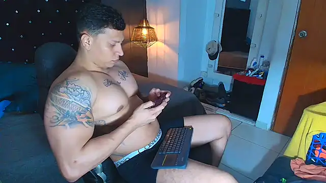 Snapshot of ethan_dalton_ chatting on December 1, 2025, 1:21 am ethan dalton online show from December 1, 2025, 1:21 am