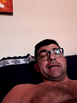 Snapshot of Maurzio@xh chatting on July 1, 2026, 9:11 am Maurzioxh online show from July 1, 2026, 9:11 am