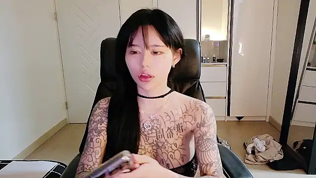 Snapshot of tangju7 chatting on December 1, 2025, 1:38 pm tangju7 online show from December 1, 2025, 1:38 pm