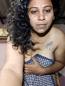 JENNIFERtamil online show from April 10, 2026, 8:19 am