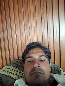 Snapshot of johnny8731 chatting on February 20, 2026, 8:49 am johnny8731 online show from February 20, 2026, 8:49 am