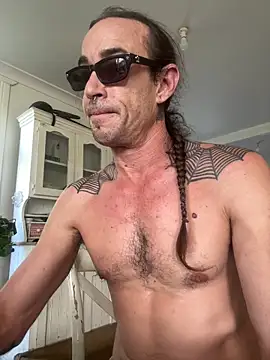 mastertittiefkr online show from November 25, 2025, 6:24 am