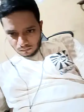 Hotbooy online show from September 11, 2025, 7:08 am