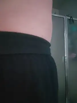 Snapshot of RaylandSea chatting on March 18, 2026, 6:38 am RaylandSea online show from March 18, 2026, 6:38 am