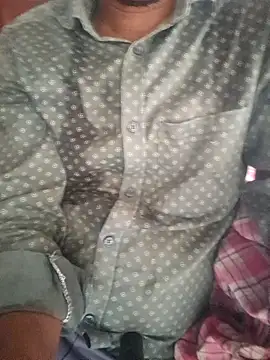 hot integer online show from October 7, 2025, 9:50 am