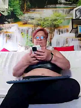 Snapshot of QueenPammy1 chatting on February 4, 2025, 11:49 am QueenPammy1 online show from February 4, 2025, 11:49 am