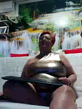 Snapshot of QueenPammy1 chatting on February 9, 2025, 12:52 pm QueenPammy1 online show from February 9, 2025, 12:52 pm