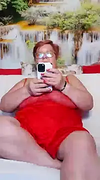 Snapshot of QueenPammy1 chatting on February 12, 2025, 3:49 pm QueenPammy1 online show from February 12, 2025, 3:49 pm