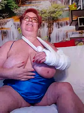 Snapshot of QueenPammy1 chatting on February 26, 2025, 10:04 am QueenPammy1 online show from February 26, 2025, 10:04 am