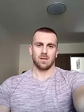 Snapshot of trainwithme chatting on March 19, 2025, 8:23 am trainwithme online show from March 19, 2025, 8:23 am