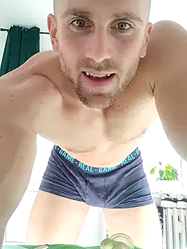 trainwithme online show from October 15, 2025, 8:25 am