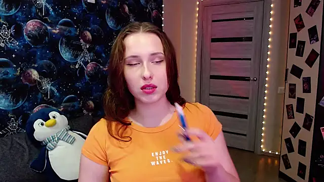 BarbiePieer online show from October 17, 2025, 11:35 am