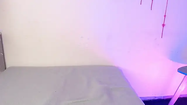 Snapshot of Thalia_anderson chatting on December 13, 2025, 11:43 pm Thalia anderson online show from December 13, 2025, 11:43 pm