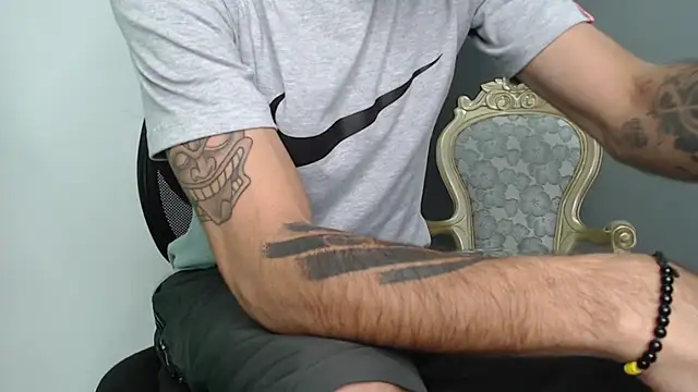 bigdick monster1 online show from November 18, 2025, 11:47 am