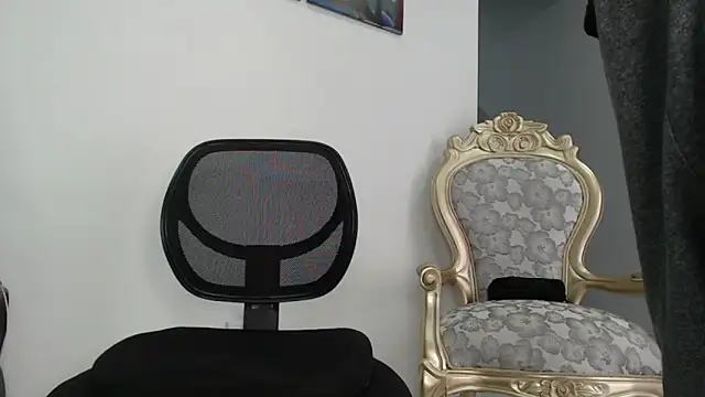 Snapshot of bigdick_monster1 chatting on January 7, 2026, 3:47 pm bigdick monster1 online show from January 7, 2026, 3:47 pm