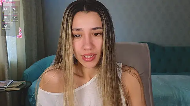 hot ass 18 online show from April 7, 2026, 2:01 am