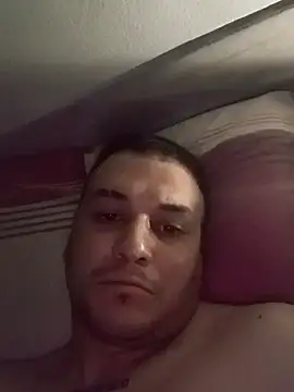 Snapshot of calfran chatting on November 4, 2025, 2:32 am calfran online show from November 4, 2025, 2:32 am